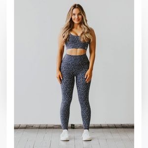 Astoria Athletic Cinched booty leggings